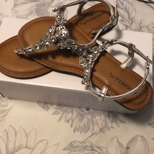 Size 7 diamond sandals